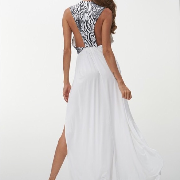 Zebra White Maxi Dress - Picture 4 of 4